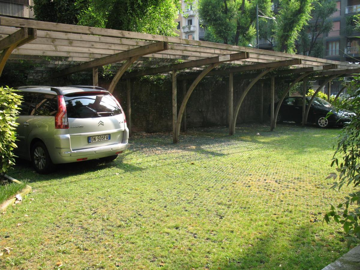 Residence Le Corti Milán Exterior foto